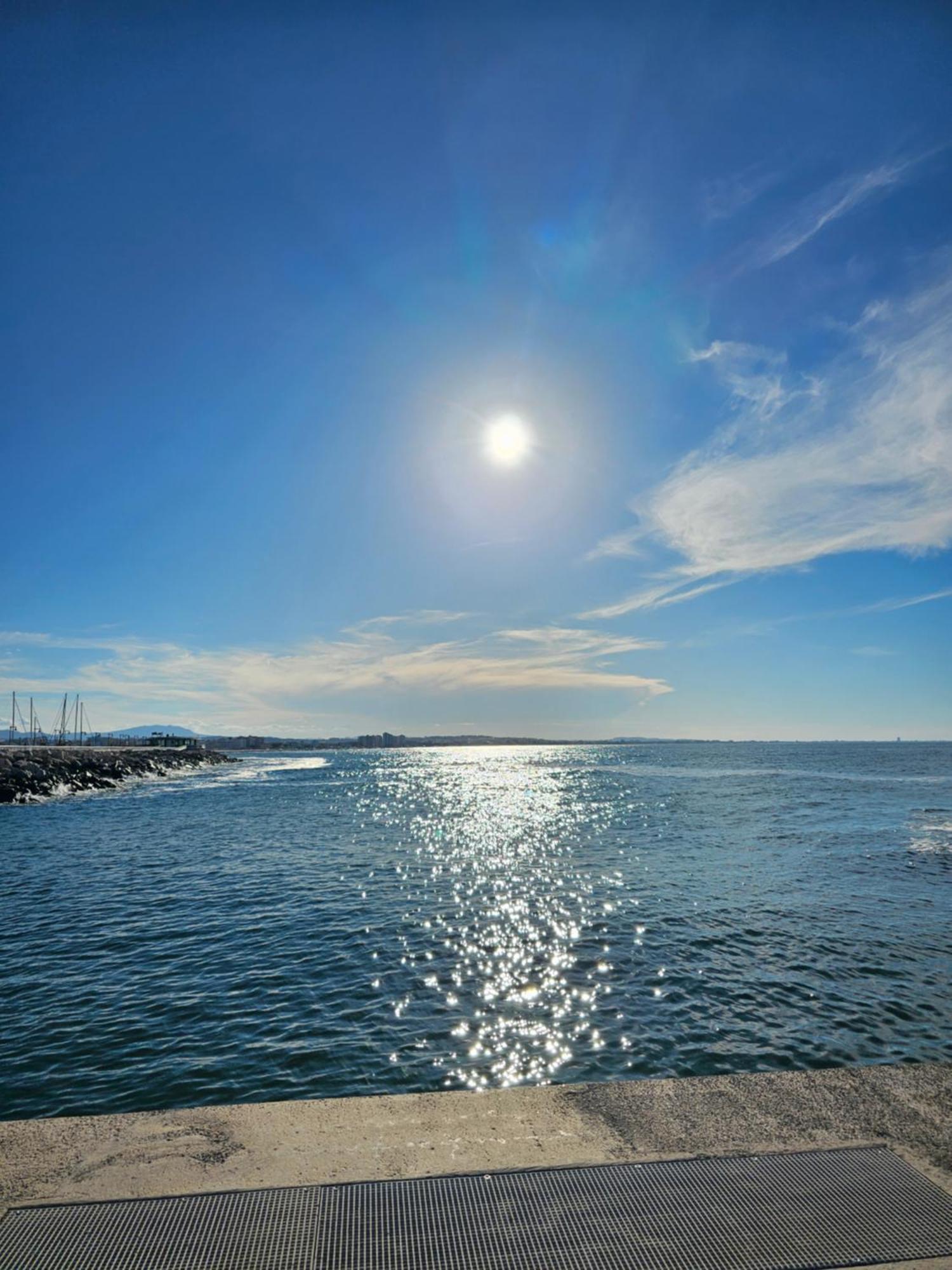 Cattolica Apartments ภายนอก รูปภาพ